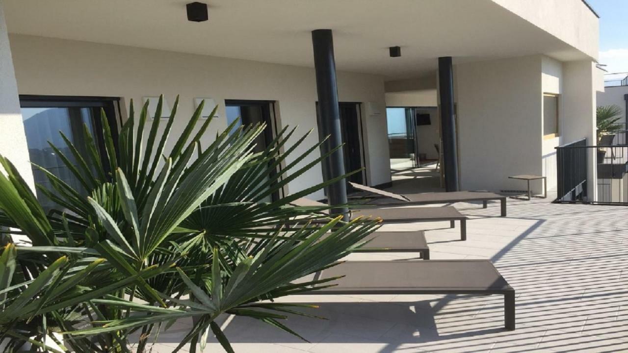 Ferienwohnung Penthouse Skygarden Schenna Exterior foto
